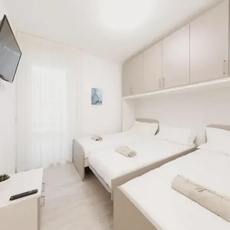Elegante Con Piscina A * Lido di Jesolo