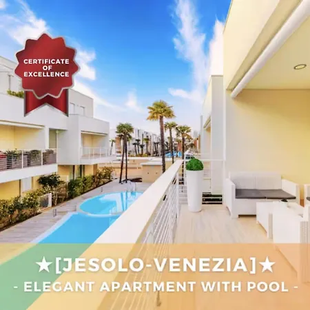 Elegante Con Piscina A Appartamento